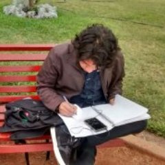 Periodista en la Unidad de Investigación de Latina. Ordenador de palabras, hip hopper e idealista compulsivo. 
📫  hernan.pflorindez@gmail.com