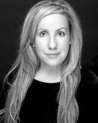 Soprano/Vocal Tutor. Studied at Trinity Laban, London. Sung in a boxing ring & on a moving escalator! Likes sewing,baking & the beach hut.