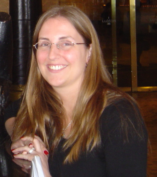 JenMalec's profile picture. Mother, Painter, Gardener, Now owner of Simply Jenn..and more to come Aka: SuperMom!!