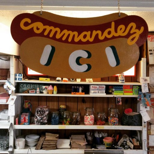 dlpu's profile picture. Dépanneur le Pick Up vous offre tous vos besoins du dépanneur ainsi qu'un menu alléchant de sandwichs chauds, soupes, salades et gâteries!