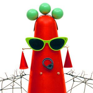 美術・特殊造形などしています。 I do art and special molding.