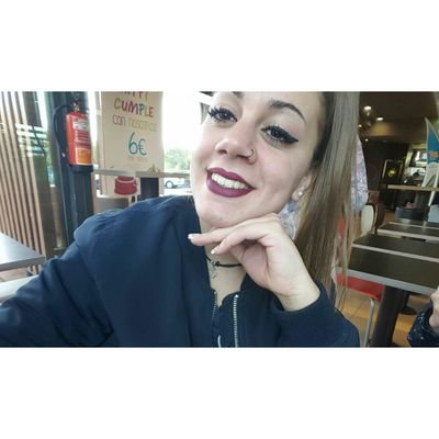 Quien tiene una amiga, tiene un tesoro. x2💑👭