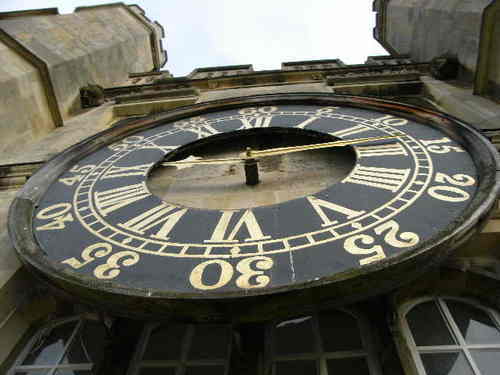 1910 Smith of Derby tower clock
Double-three-legged gravity escapement
Barometric compensator
Strikes the hour twice - as in Great Court Chariots of Fire run