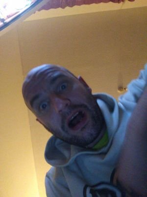 PaulAndrewTurn3's profile picture. love raves work party hard love running sports forever blowing bubbles west ham fan