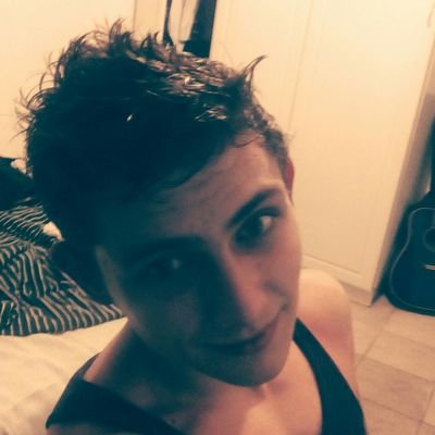 guitar player, Skater ,bodyboarder and pc gamer and gym rat