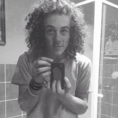 sexmasterharry's profile picture. Hit me up with a message on Kik girls!! Harrydogga_357