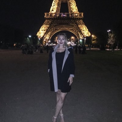 DudeySpice's profile picture. two roads diverged in a wood