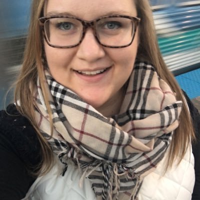 melweis's profile picture. Graphic Designer | Freelancer | Volunteer