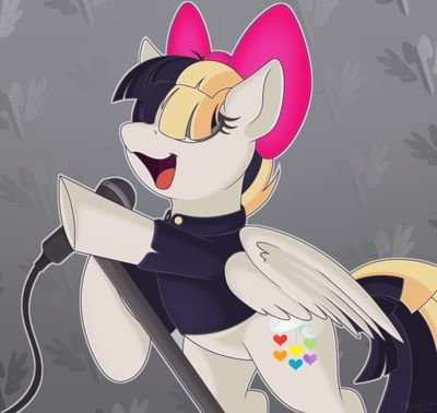 Equestrias biggest popstar! Who else? Do you want an autograph?~