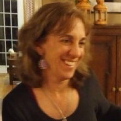 Alie_Elliott_'s profile picture. Teacher, learner, sustainability pursuer, gardener, wife, mother