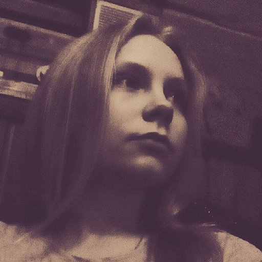 В армии плохо не потому,что там есть дедовщина, а потому, что нет бабовщины.