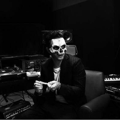 Cobavin's profile picture. La tua faccia funziona meglio di mille contraccettivi