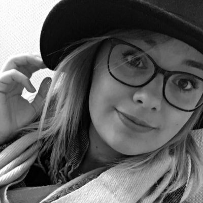 AndreaDrew94's profile picture. 22 years - French - Brighton -