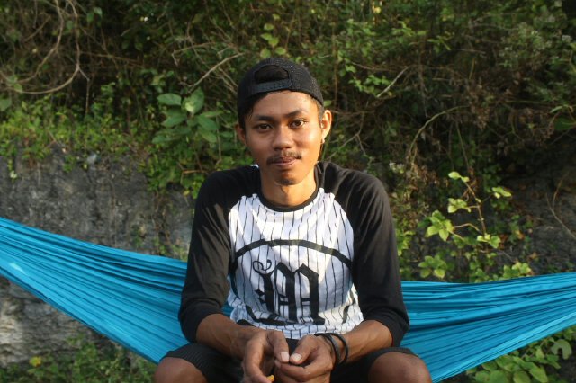 Follow @Dassir7