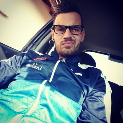 ArnoBuuuch's profile picture. 💑