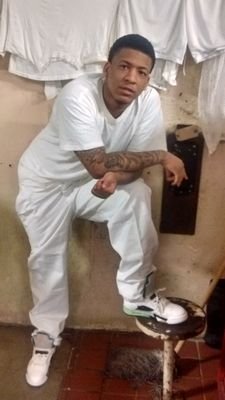 REAL STREET NIGGA FREE ALL MY NIGGAS LOCKED UP RIP TO ALL MY NIGGAS THAT AINT HERE NOMORE #TRUSTNOONE