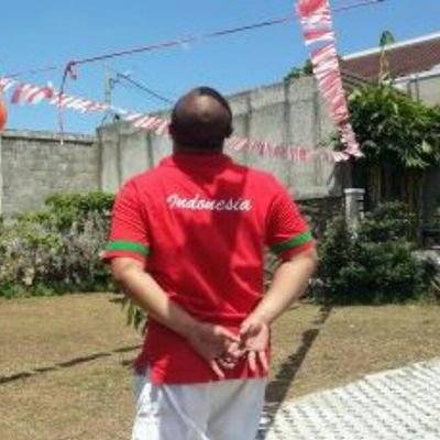 danyprasetya's profile picture. Be a better person