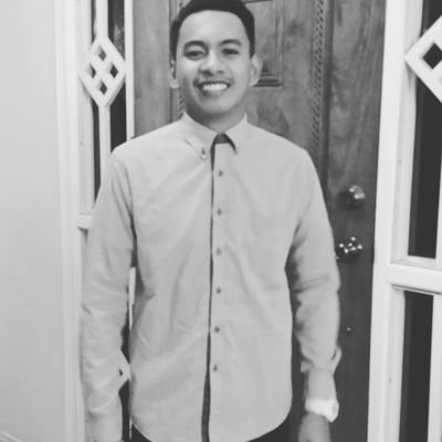 jahfourtwentyph's profile picture. A simple guy makes you smile 😎🔥