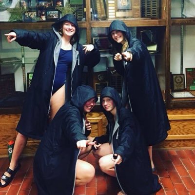 voss_amelia41's profile picture. #swimming 💚💙💚💙