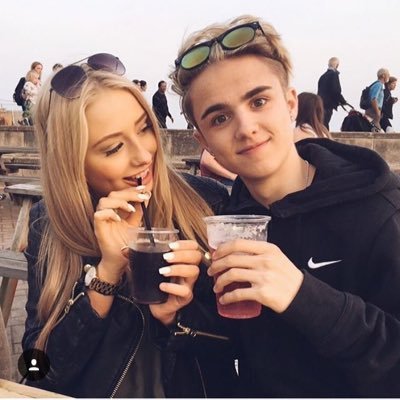 True Troopa🙋🏼 Saffron Barker Jake Mitchell❤️❤️ ily soooo much ❤️ Chelseaaaaa❤️❤️❤️