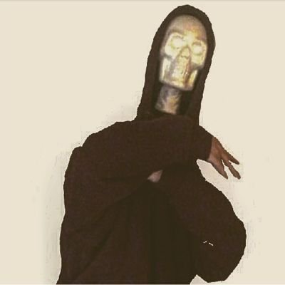 TortKelly's profile picture. Plz. My father was Mr. Call me Dr. Edgelord