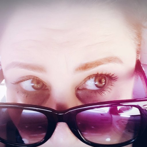 ⓘⓣ'ⓢ ⓕⓤⓝⓝⓨ ⓑⓔⓒⓐⓤⓢⓔ ⓘⓣ ⓘⓢⓝ'ⓣ ⓣⓡⓤⓔ. Accused Pollyanna. I believe anything is possible with duct tape and bailing wire. #POLLYANNA #STOPTHEHATE