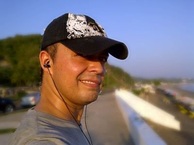 Hidrografo. Marino leal a México. Hijo de la Heroica Escuela Naval Militar. Rescatista. Toda opinión emitida es a título personal.