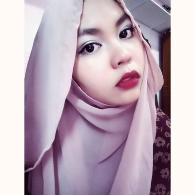 Annaalzam's profile picture. 