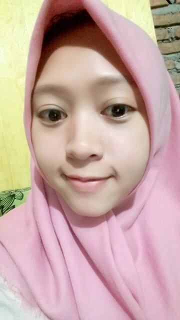 Unhyejhy's profile picture. 02 Desember 1996/uni/cangkuni/malino/sayangmamabapak/hijabi/qur'an♥/islam/spongebobkuning♥/id.line:uniui12 pini:25D283A4/ TaylorSwift.lovers♥•followme=@unhyejhy
