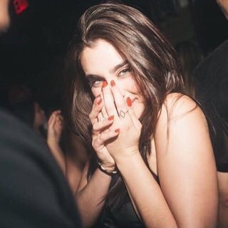 fofaiiiaaa's profile picture. best mum💛.