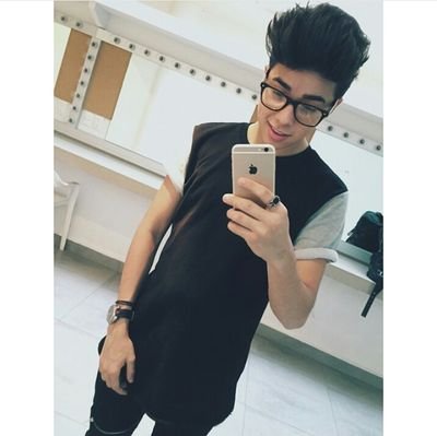 JUANPA ZURITA ♥
MB BAU ♥
SEBASSS♥
AGUS BERNASCONI♥
