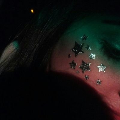 BadMinded's profile picture. ♀✨🪴🐈‍⬛