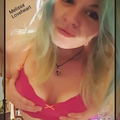 adultworksbest's profile picture. 