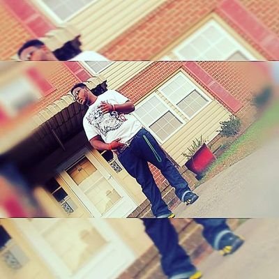 A Young Boss 🔌⛽🍃 Lookin 👀 For A Benjii 💰💸