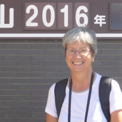 ullviu's profile picture. geocaching, senderisme, cuina, viatges, series, patchwork, llibres,..... i la Res Publica.