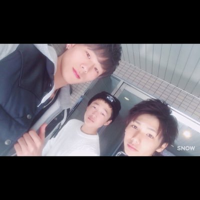 宮元ヤンガース(拓海の女房役)→ホワイトホークス(ピッチャー.サード)→江戸川ボーイズ(ショート.セカンド)!板9→上小→小岩三中→足立東。←5組27番。ハジ/ヒルクライム/Disney!サリー😍 気軽にフォロー!@KAZUKIM20
