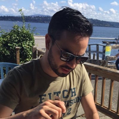 cesarruizflores's profile picture. 