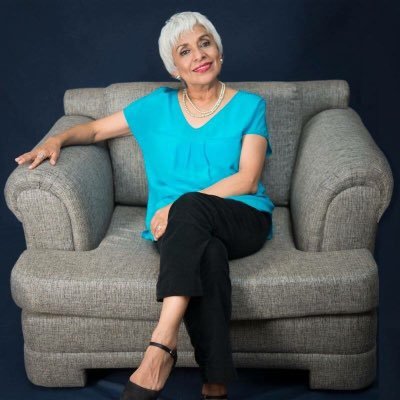 Periodista, Educadora Sexual, conductora de programas de radio y televisión. https://t.co/nWVF8etoct #EnvejecerUnRetoCreativo