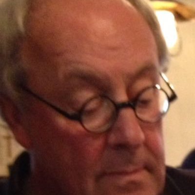 VAN WIJK en VERMEULEN: Ontzorgt. Voor gewone en bijzondere verzekeringen. Voor bedrijfspensioen: standaard basisregeling of op maat? Uw maat!