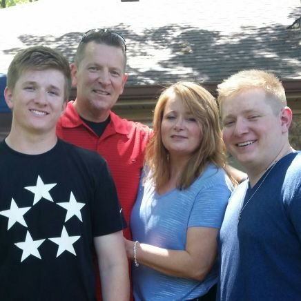 raeflo7's profile picture. Rae Floyd ♡ God, Family, Country♡ Opinions are my own.