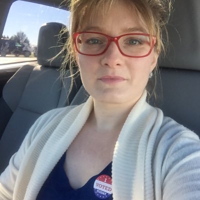 thatshortchicky's profile picture. Fun Geek Girl