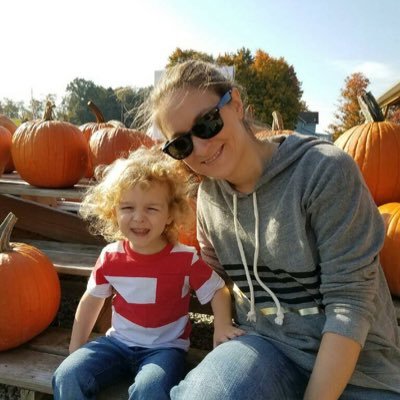 MamaBear_Kate's profile picture. 