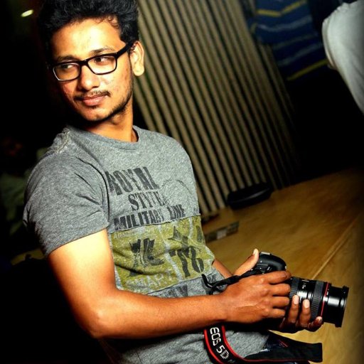 PraveenMksDesgr's profile picture. Designer