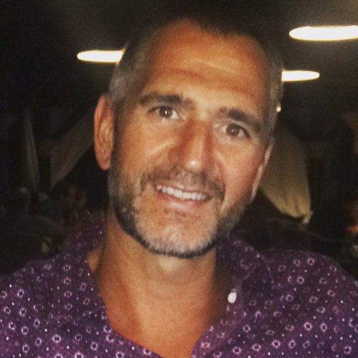 Empresario emprendedor. Obrero del corporate finance, gestión empresarial. Loco por el maratón y el padel. @SanjuanAsesores @tunuve_solucion