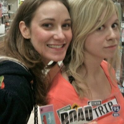 Profile Picture of Dawn & Swann (@dawnandswann) on Twitter