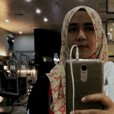 faieuzma's profile picture. 