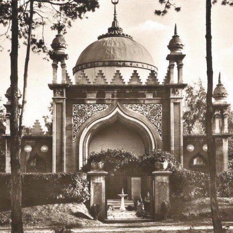 Britain's First Purpose Built Mosque EST 1889