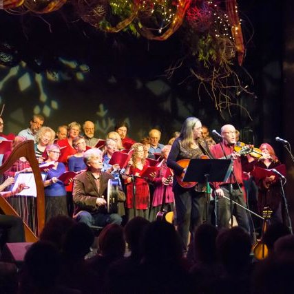 musician, writer. Organizer and performer with In From The Cold, Peterborough's Celtic Christmas Concert. I tweet mainly about local music & arts events.