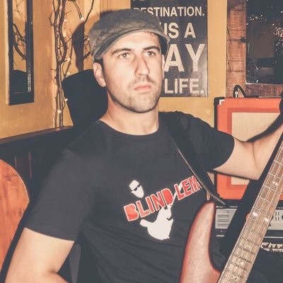 madtechF1's profile picture. 