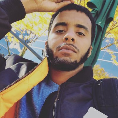 papaveli_'s profile picture. 